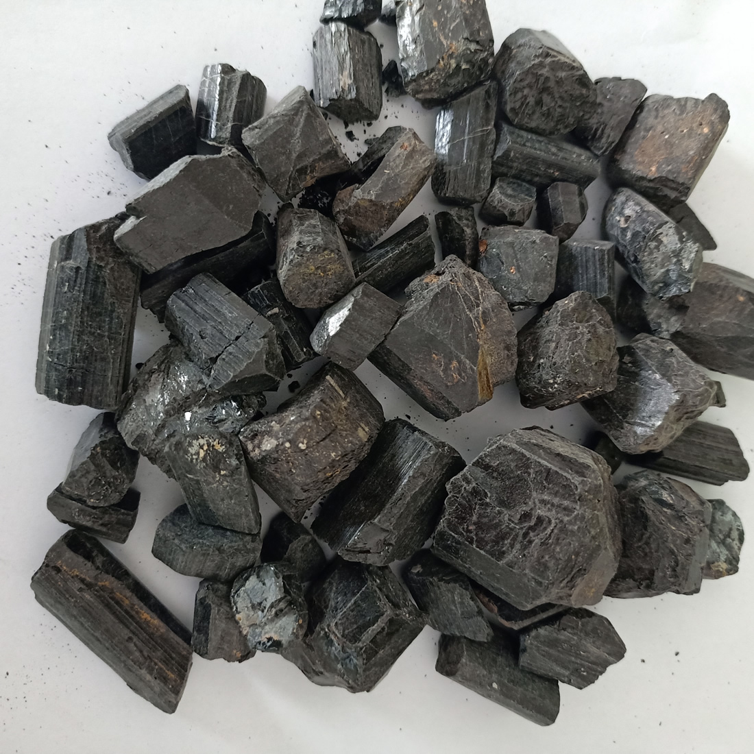 電氣石的密度和分類